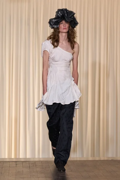 Look 42